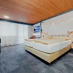 Wolter - 3* Grindelwald